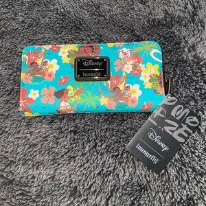 NWT Disney Loungefly Moana Wallet